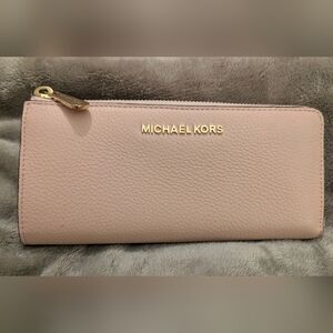 Michael Kors Jet Set Travel Large Three Quarter Zip Wallet Leather Ballet